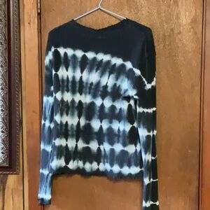 Black and White Crew Neck Tie-Dye Sweater
